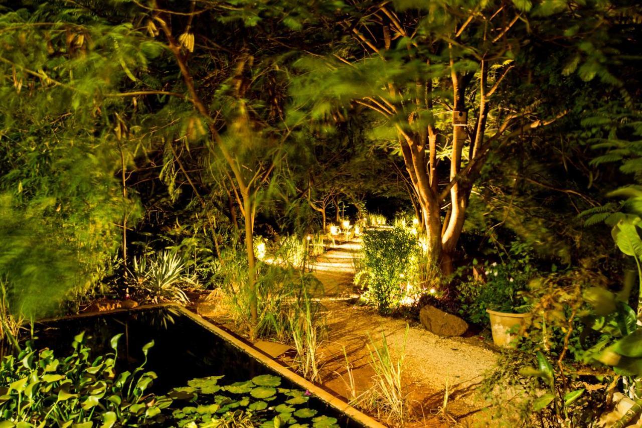 Les Manguiers De Guereo Hotel Exterior photo