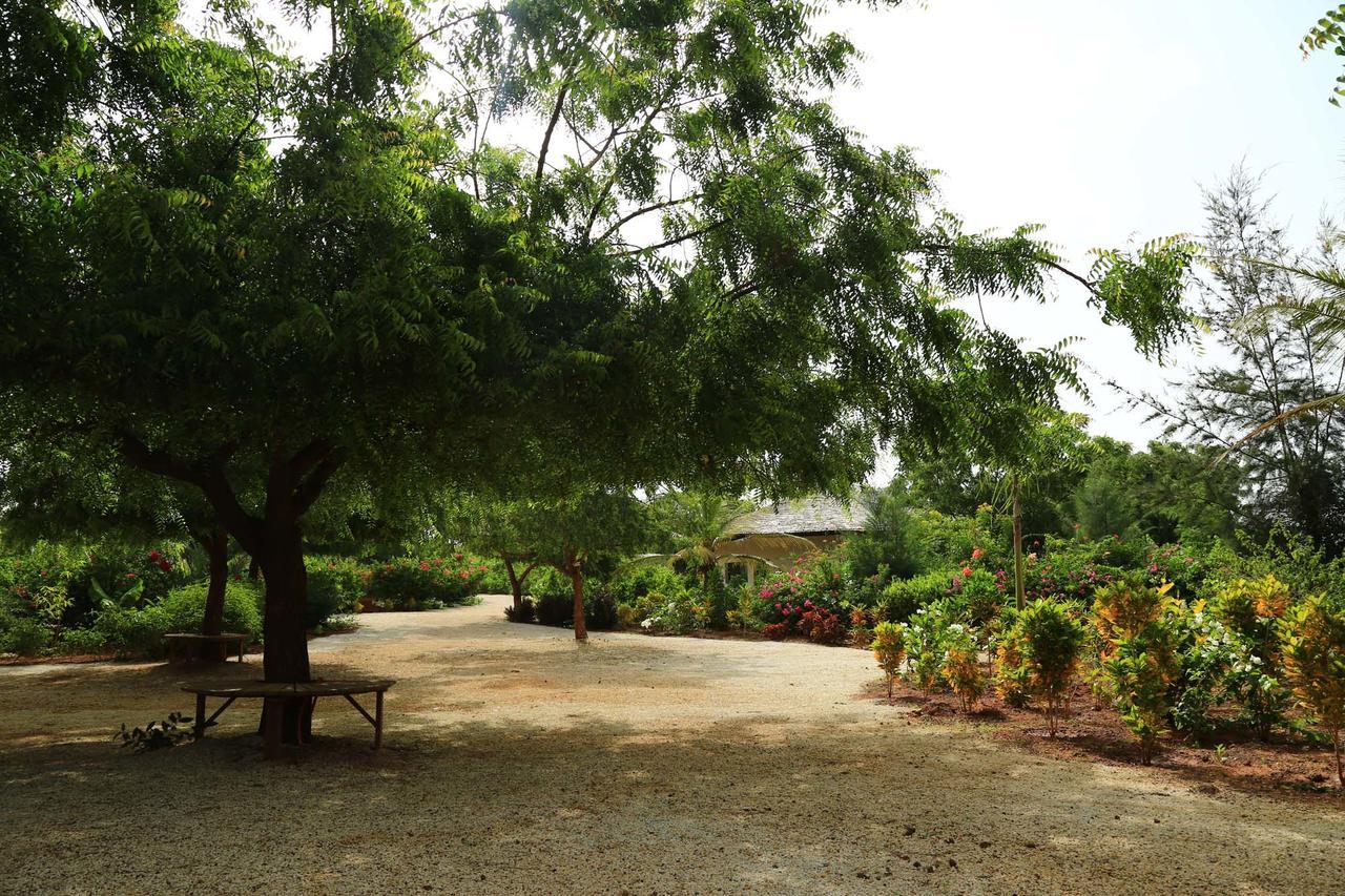 Les Manguiers De Guereo Hotel Exterior photo